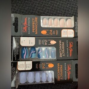 Sally Hansen set of 3 Press ons